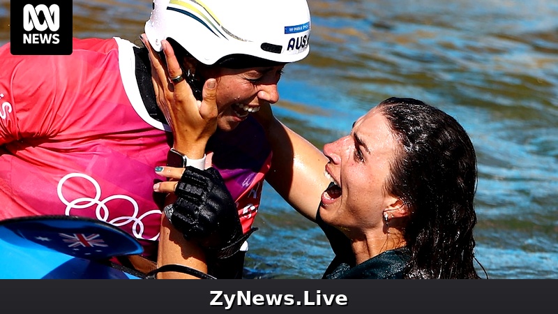 Fox sisters share one of Australian sports' highest honours